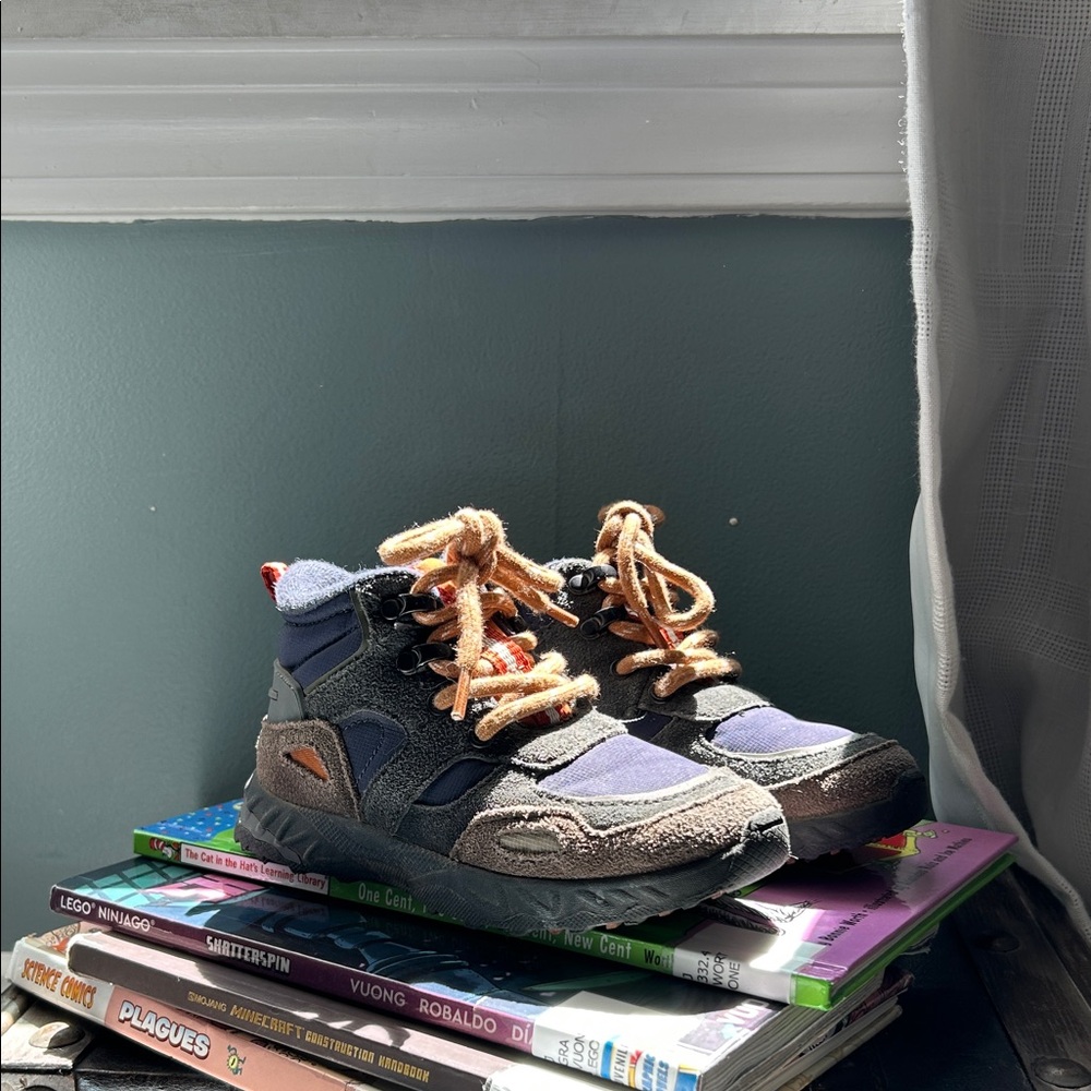 Zara Kids Boots in Blue and Brown